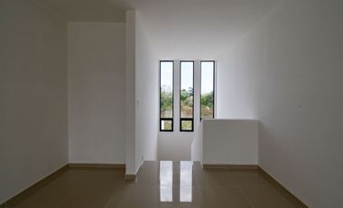 Casa en venta en Mérida, Privada Tamora, Conkal ( L.238)