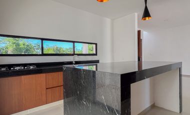 Casa en venta en Mérida, Privada Tamora, Conkal ( L.238)