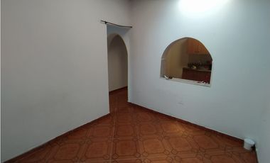 CASA LOTE EN VENTA MANRIQUE CENTRAL