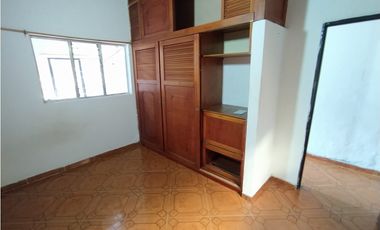CASA LOTE EN VENTA MANRIQUE CENTRAL