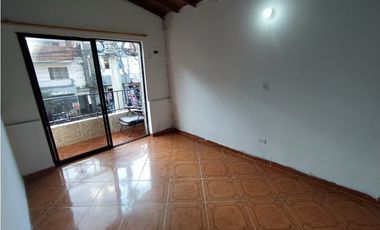 CASA LOTE EN VENTA MANRIQUE CENTRAL