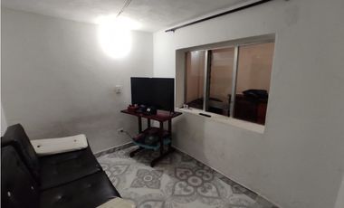 CASA LOTE EN VENTA MANRIQUE CENTRAL