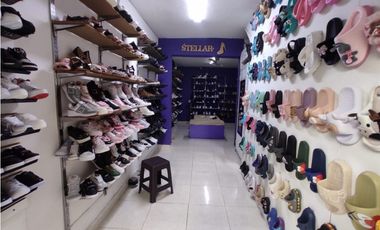 CASA LOTE EN VENTA MANRIQUE CENTRAL