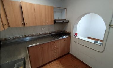 CASA LOTE EN VENTA MANRIQUE CENTRAL