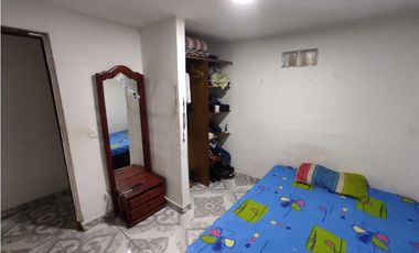 CASA LOTE EN VENTA MANRIQUE CENTRAL