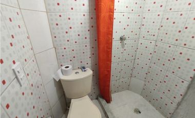 CASA LOTE EN VENTA MANRIQUE CENTRAL