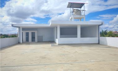 I025033 - LOCAL DE ESTRENO - CALLERIA