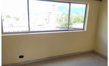 APARTAMENTO DÚPEX EN VENTA AVENIDA SAN JUAN