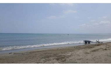 APARTAMENTO EN VENTA, COVEÑAS, CERCA AL MAR.