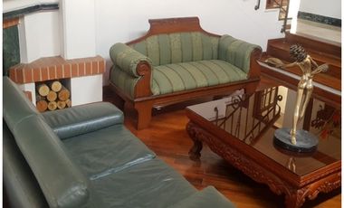 CASA DE TRES NIVELES EN VENTA POBLADO
