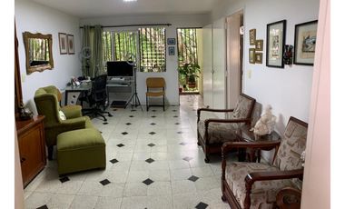 CASA EN VENTA SECTOR VILLA HERMOSA MEDELLN