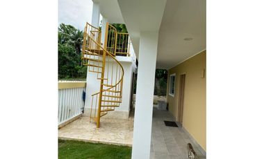 CABAÑA EN VENTA CON PISCINA PRIVADA A PUERTA CERRADA EN COVEÑAS