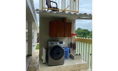 CABAÑA EN VENTA CON PISCINA PRIVADA A PUERTA CERRADA EN COVEÑAS