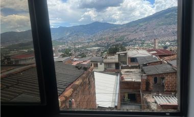 CASA EN VENTA SECTOR LAS GRANJAS MANRIQUE