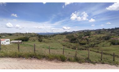 LOTE EN VENTA EN MARINILLA