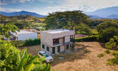 LOTE EN VENTA EN PARCELACIÓN RODEO REAL SOPETRN