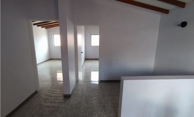 CASA DÚPLEX EN VENTA SECTOR LA COLINA GUAYABAL