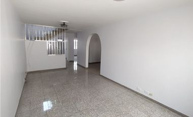 CASA DÚPLEX EN VENTA SECTOR LA COLINA GUAYABAL