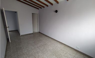 CASA DÚPLEX EN VENTA SECTOR LA COLINA GUAYABAL