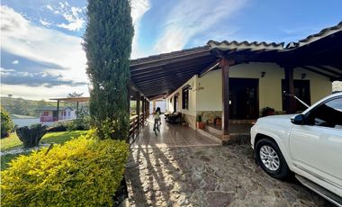 CASA FINCA EN VENTA EL CARMEN DE VIBORAL