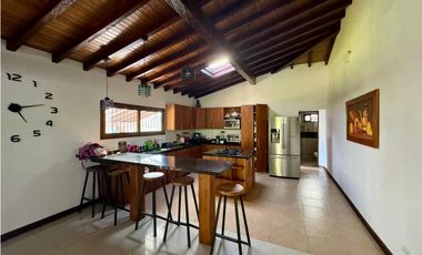 CASA FINCA EN VENTA EL CARMEN DE VIBORAL