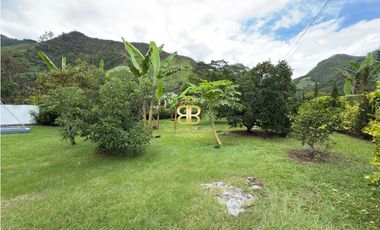 SE VENDE CASA EN LA VEGA VEREDA UCRANIA BAJA