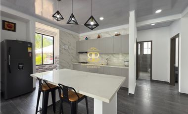 SE VENDE CASA EN LA VEGA VEREDA UCRANIA BAJA