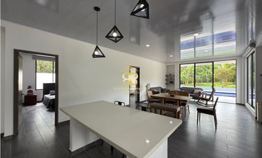 SE VENDE CASA EN LA VEGA VEREDA UCRANIA BAJA