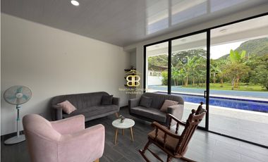 SE VENDE CASA EN LA VEGA VEREDA UCRANIA BAJA