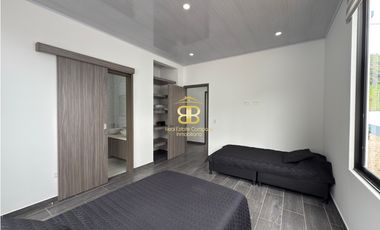 SE VENDE CASA EN LA VEGA VEREDA UCRANIA BAJA