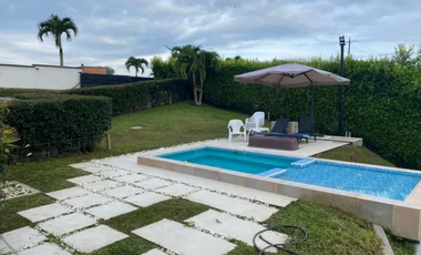 Casa campestre en condominio para arriendo en Combia, Pereira!!!