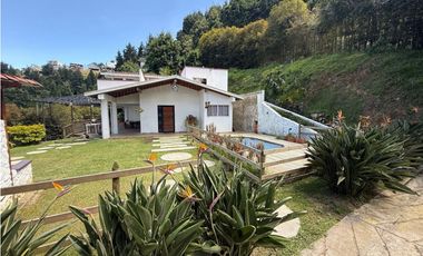Venta de casa campestre en Belén vereda el jardín independiente