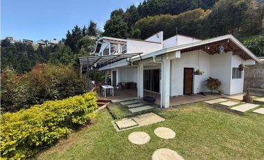 Venta de casa campestre en Belén vereda el jardín independiente