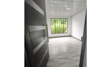 RV400 SE VENDE CASA EN CONDOMINIO MONACO (MESITAS DEL COLEGIO)