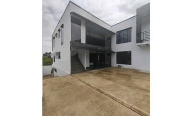 RV400 SE VENDE CASA EN CONDOMINIO MONACO (MESITAS DEL COLEGIO)