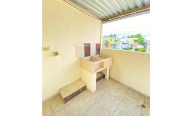 SE ARRIENDA APARTAMENTO BARRIO LOMITAS TULU VALLE