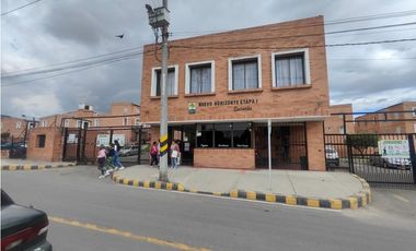 ¡Tu Nuevo Hogar! Casa Familiar en Conjunto en Soacha Compartir!