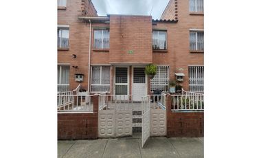 ¡Tu Nuevo Hogar! Casa Familiar en Conjunto en Soacha Compartir!