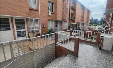 ¡Tu Nuevo Hogar! Casa Familiar en Conjunto en Soacha Compartir!
