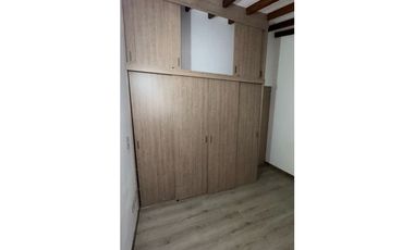 VENTA DE MODERNA CASA EN UNIDAD CERRADA EN GUARNE