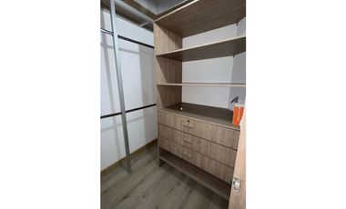 VENTA DE MODERNA CASA EN UNIDAD CERRADA EN GUARNE
