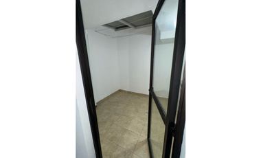 VENTA DE MODERNA CASA EN UNIDAD CERRADA EN GUARNE