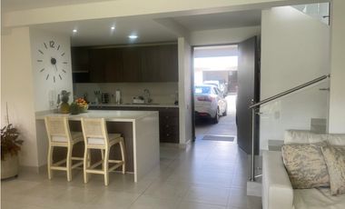 CASA EN VENTA  EN CONDOMINIO JAMUNDI ALFAGUARA SM 9219029