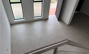 VENTA DE CASA FAMILIAR  PARA ESTRENAR EN UNIDAD ABIERTA, LA CEJA