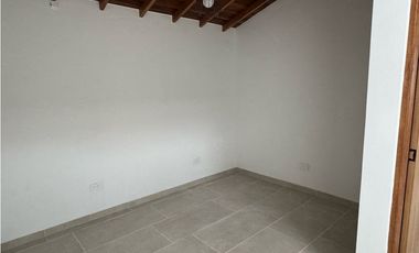 VENTA DE CASA FAMILIAR  PARA ESTRENAR EN UNIDAD ABIERTA, LA CEJA