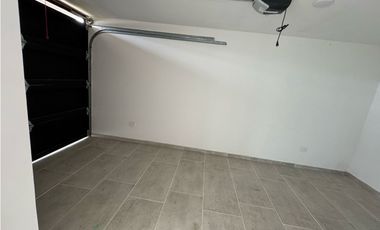 VENTA DE CASA FAMILIAR  PARA ESTRENAR EN UNIDAD ABIERTA, LA CEJA