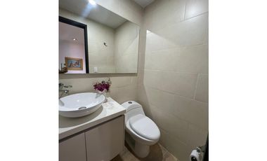 Venta de casa en el Poblado sector Castropol