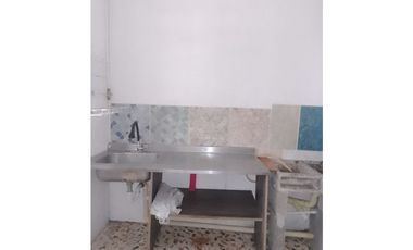 Venta de casa + apartaestudios
