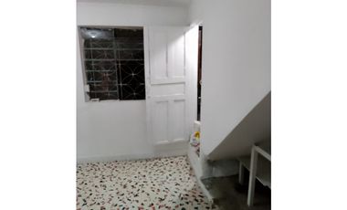 Venta de casa + apartaestudios