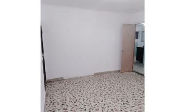 Venta de casa + apartaestudios
